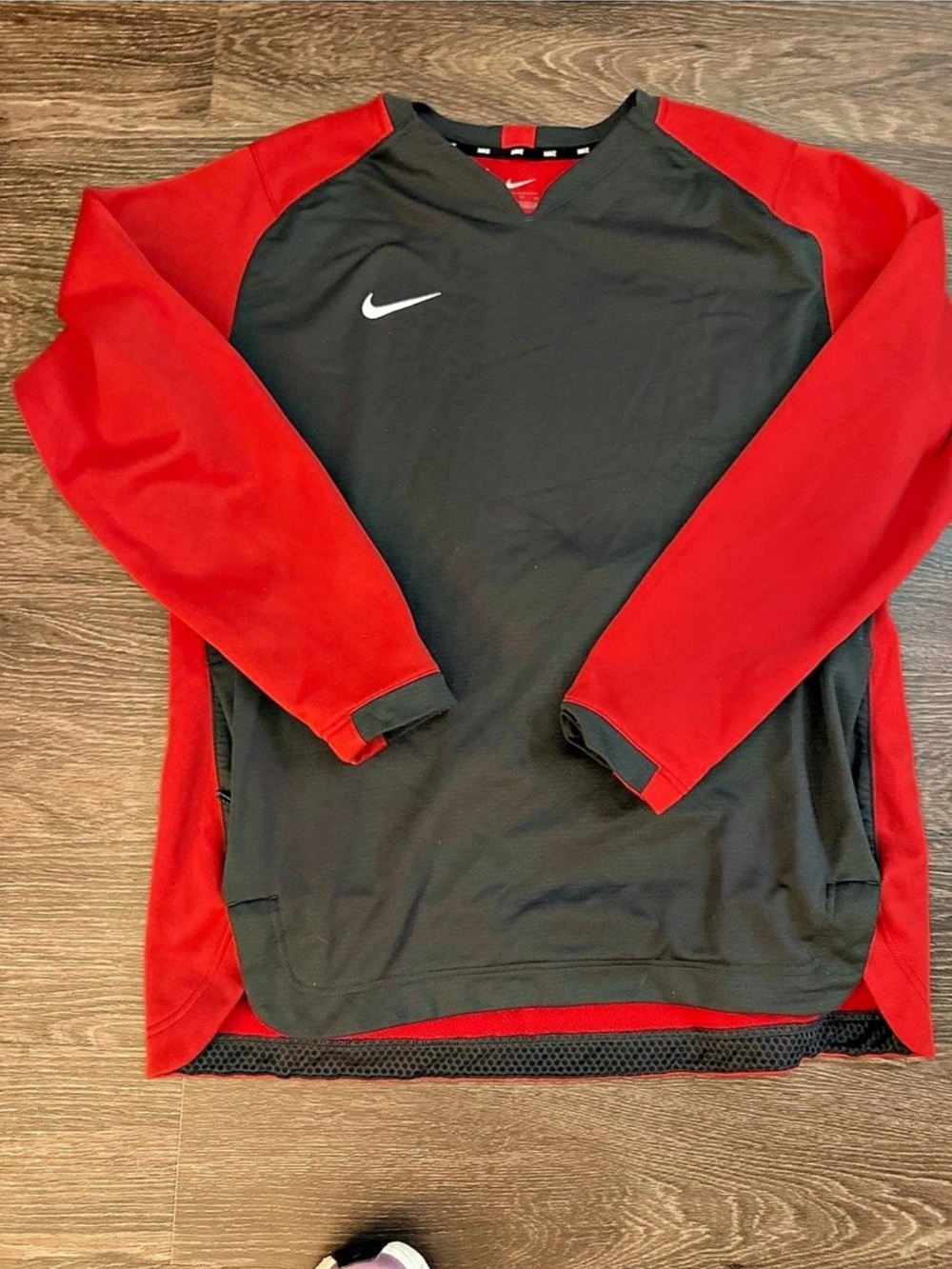 Nike Men's Athletic pullover Red & Black Size XL Like New